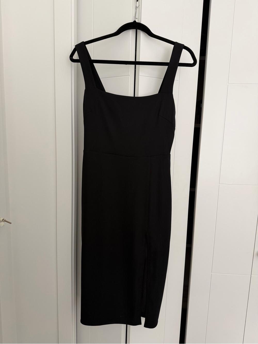 Aritzia Babaton ‘90s Slit Midi Dress - Picture 5 of 6